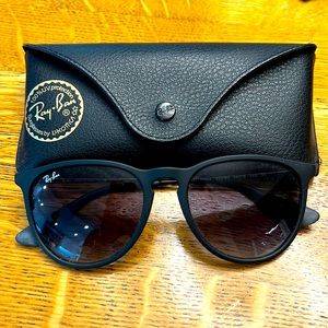 Ray-Ban Womens Black Sunglasses